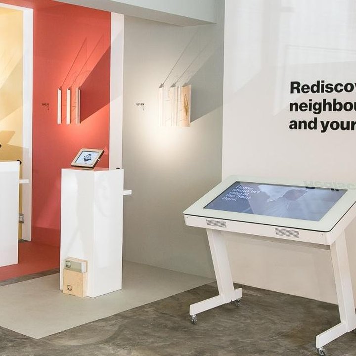 Custom tangible user interface table unit